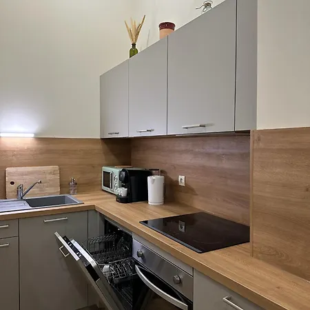 Apartment L'eclat Dore Nîmes